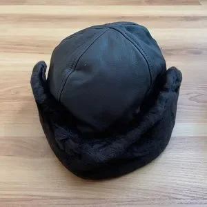 UGG | Accessories | Nwt Ugg Faux Fur Shearling Lined Leather 